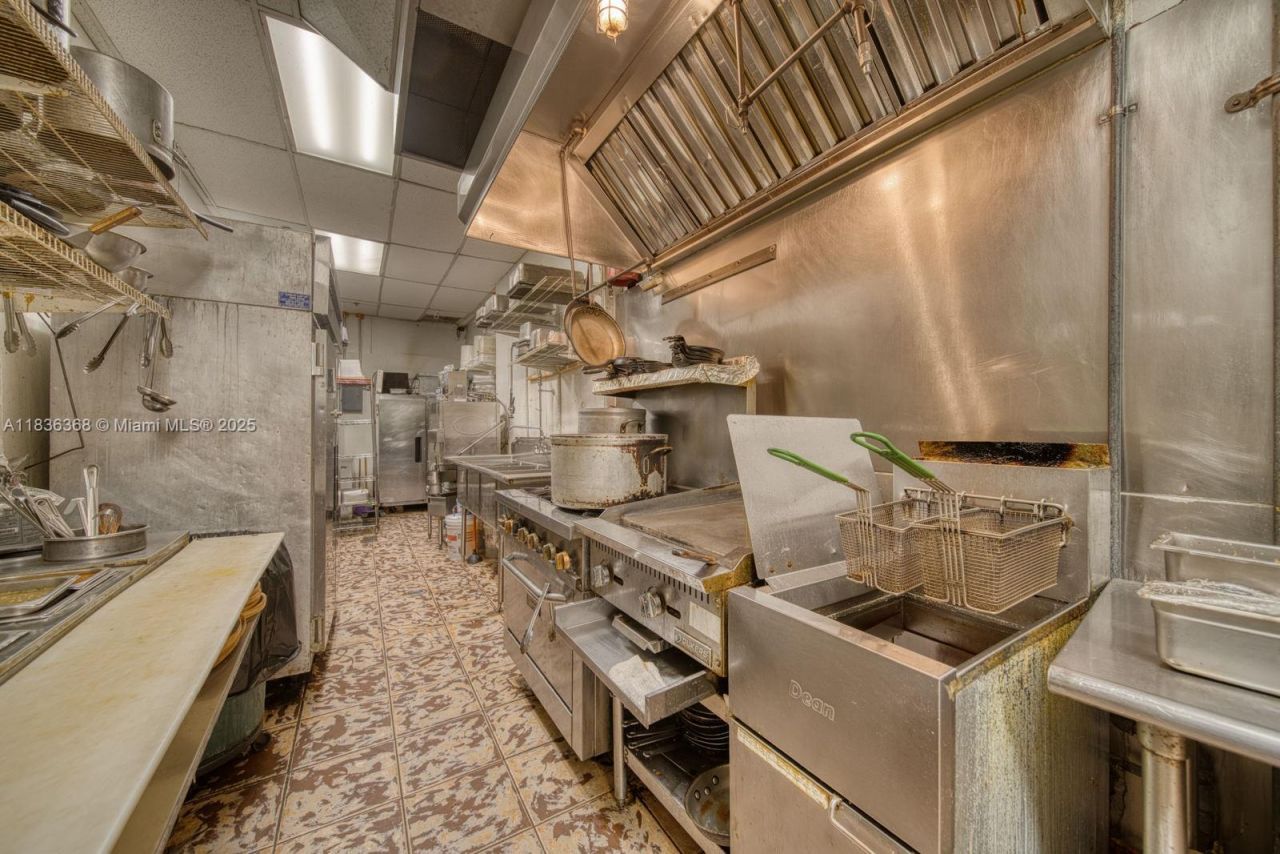 Mexican Restaurant For Sale In Sunny Isles Beach, Sunny Isles Beach, FL 33160 Photo