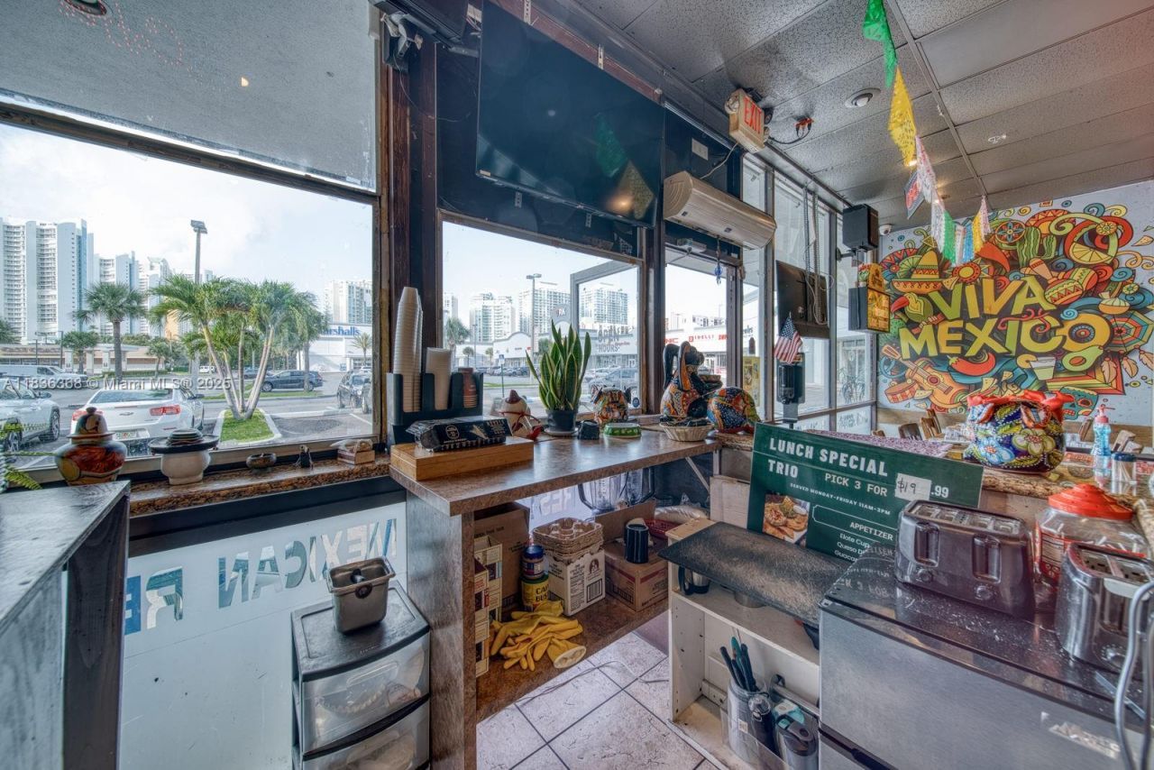 Mexican Restaurant For Sale In Sunny Isles Beach, Sunny Isles Beach, FL 33160 Photo
