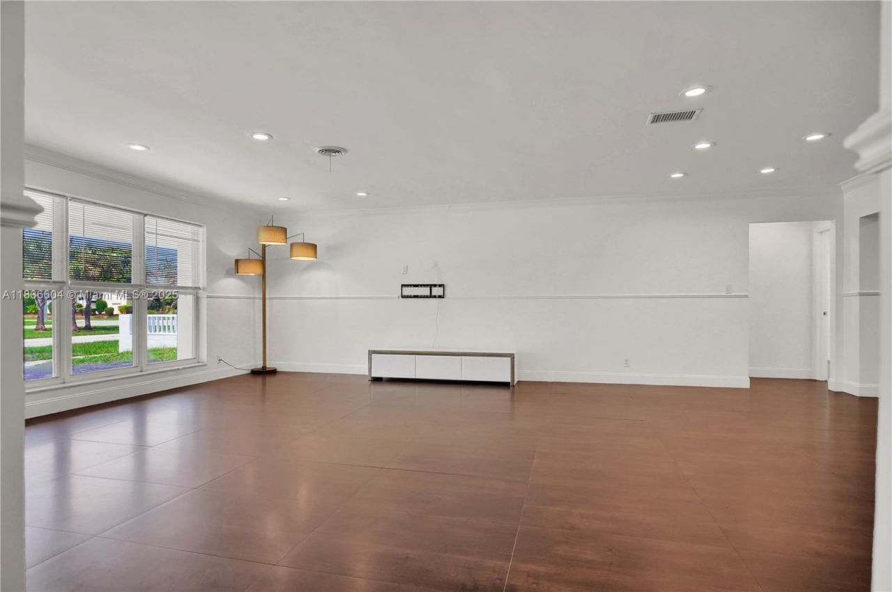 4721 W Park Rd, Hollywood, FL 33021 Photo