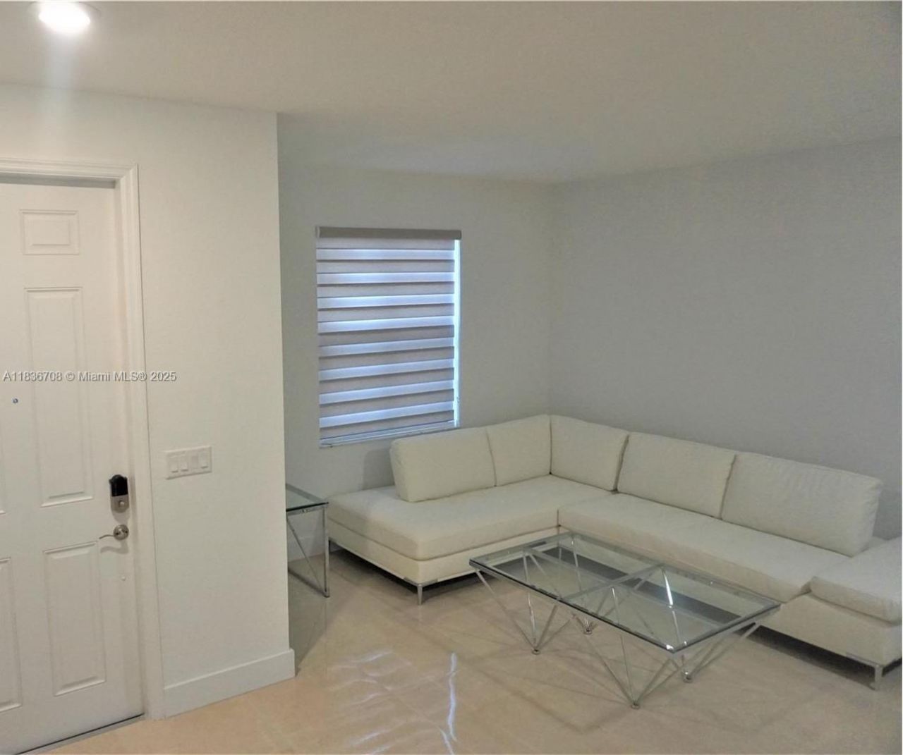 10498 W 33rd Way, Hialeah, FL 33018 Photo