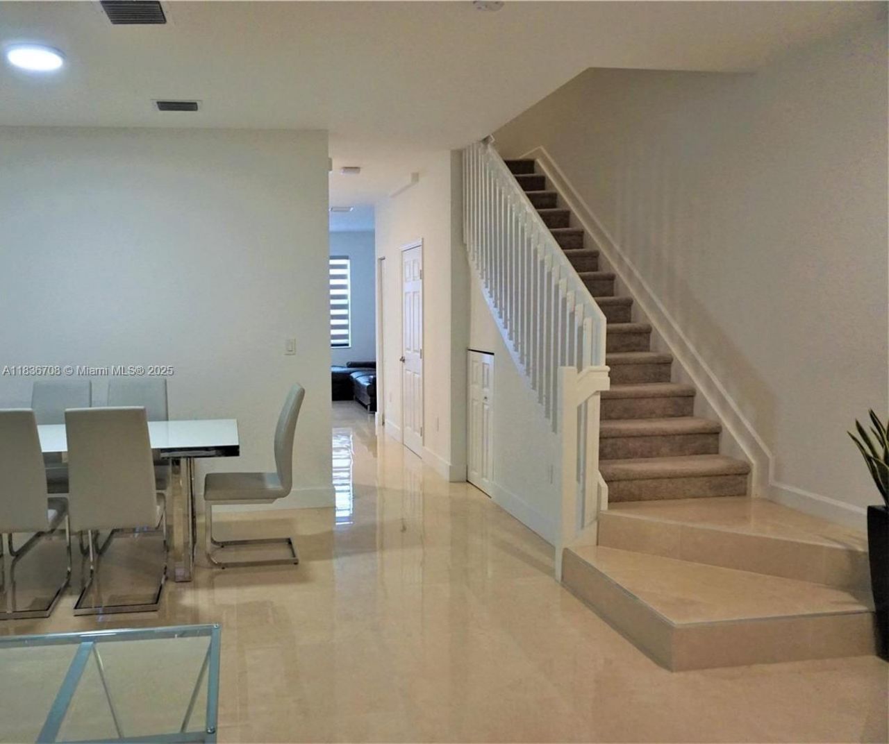 10498 W 33rd Way, Hialeah, FL 33018 Photo