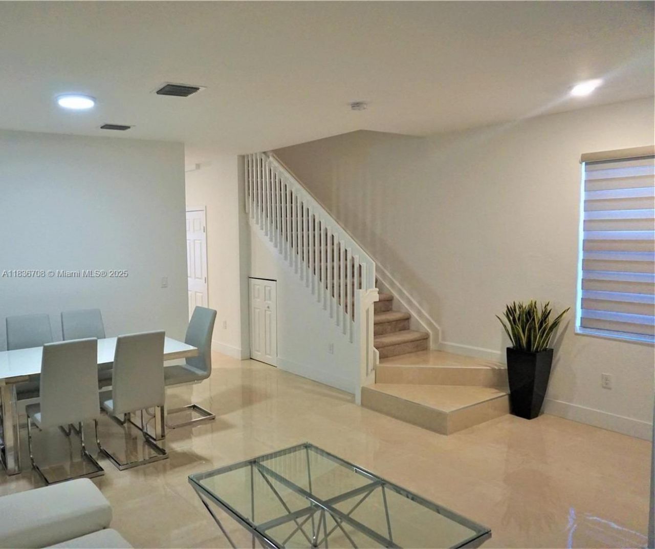 10498 W 33rd Way, Hialeah, FL 33018 Photo