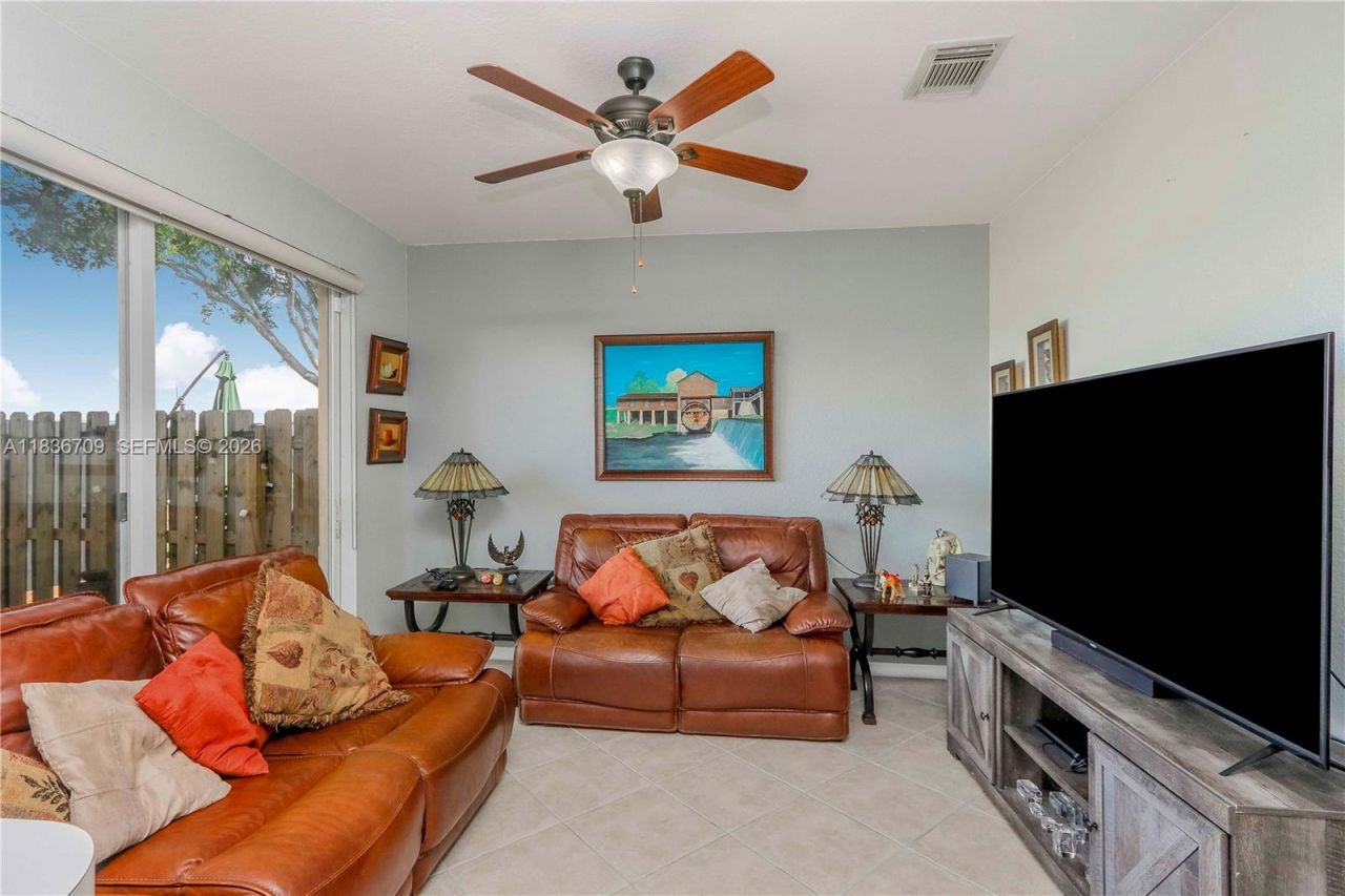 12548 SW 126th Ave, Miami, FL 33186 Photo