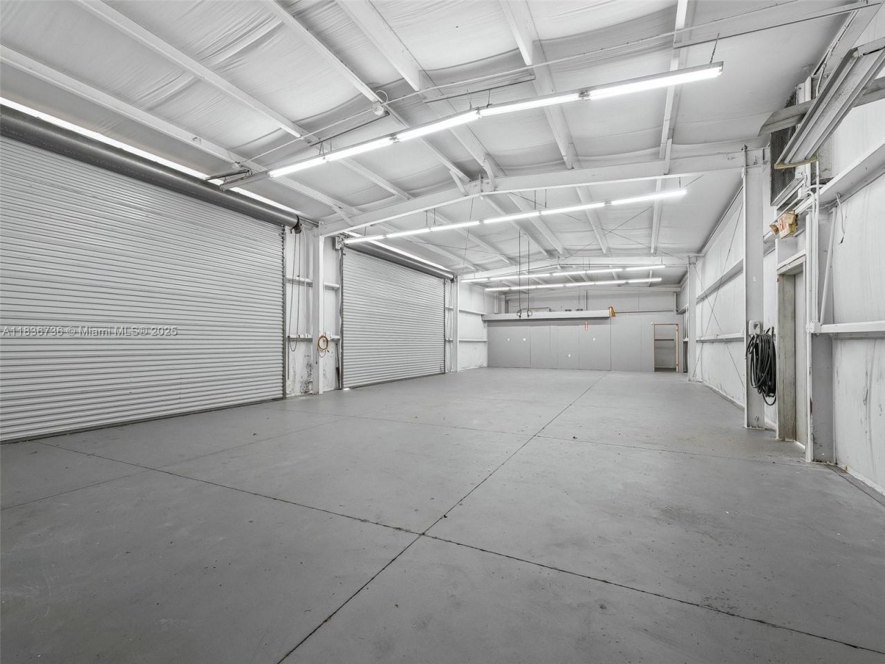 301 Beam Street, Fruitland Park, FL 34731 Photo