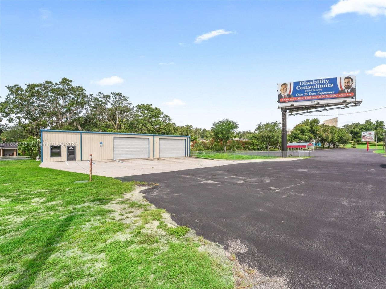 301 Beam Street, Fruitland Park, FL 34731 Photo