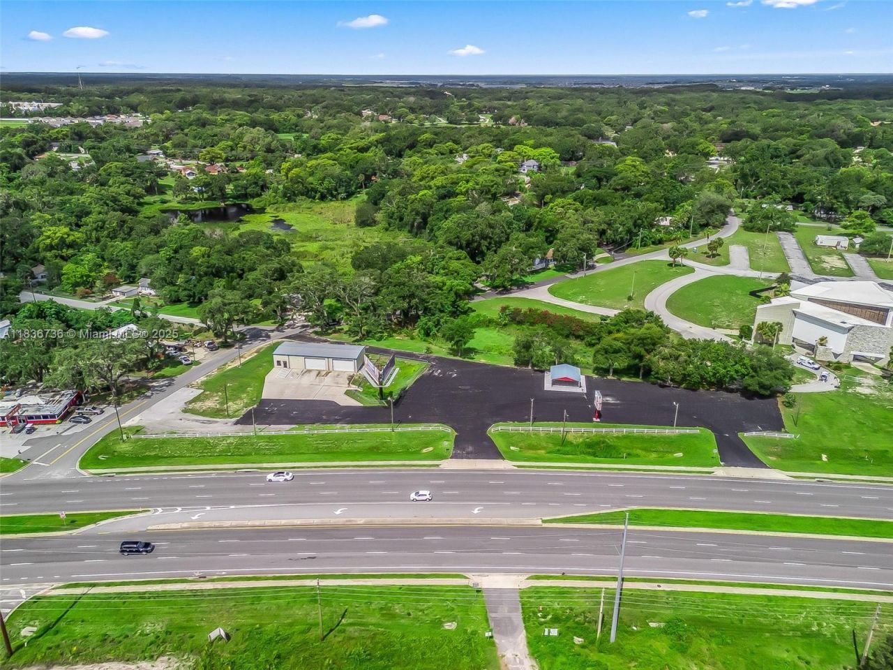 301 Beam Street, Fruitland Park, FL 34731 Photo