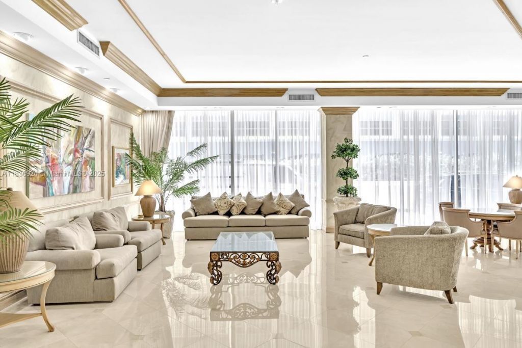 8855 E Collins Ave, Unit 2F, Surfside, FL 33154 Photo