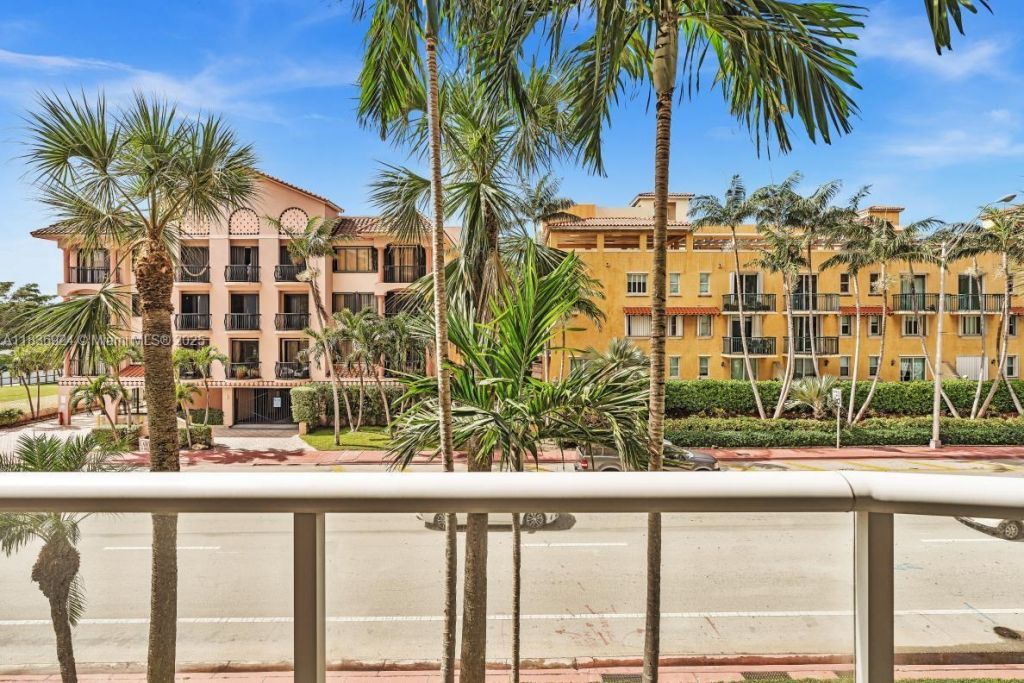 8855 E Collins Ave, Unit 2F, Surfside, FL 33154 Photo