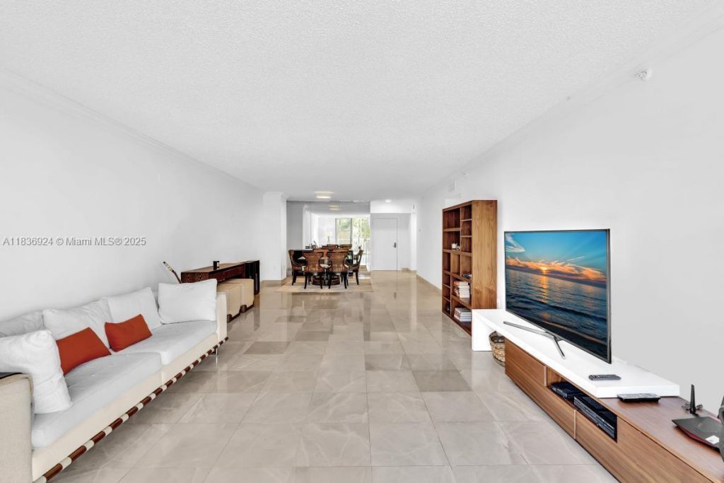 8855 E Collins Ave, Unit 2F, Surfside, FL 33154 Photo