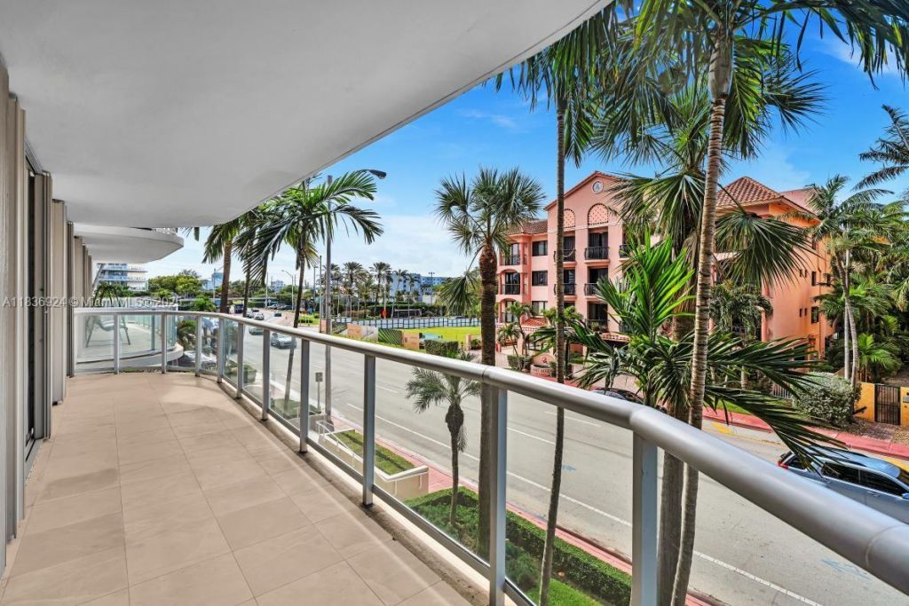 8855 E Collins Ave, Unit 2F, Surfside, FL 33154 Photo