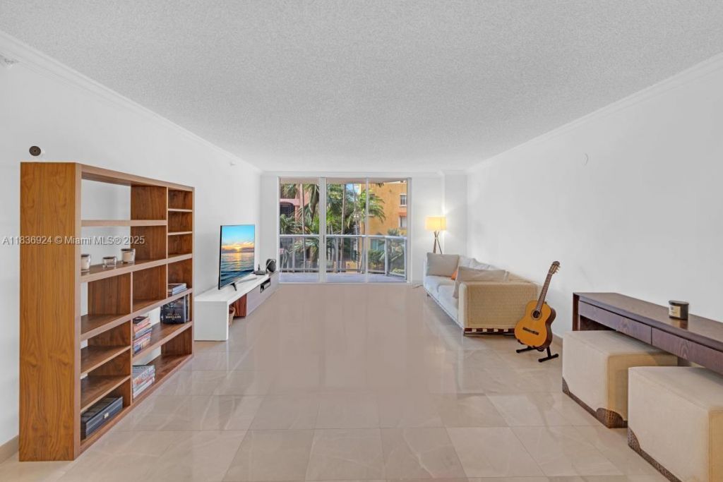 8855 E Collins Ave, Unit 2F, Surfside, FL 33154 Photo