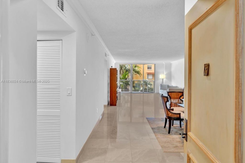 8855 E Collins Ave, Unit 2F, Surfside, FL 33154 Photo