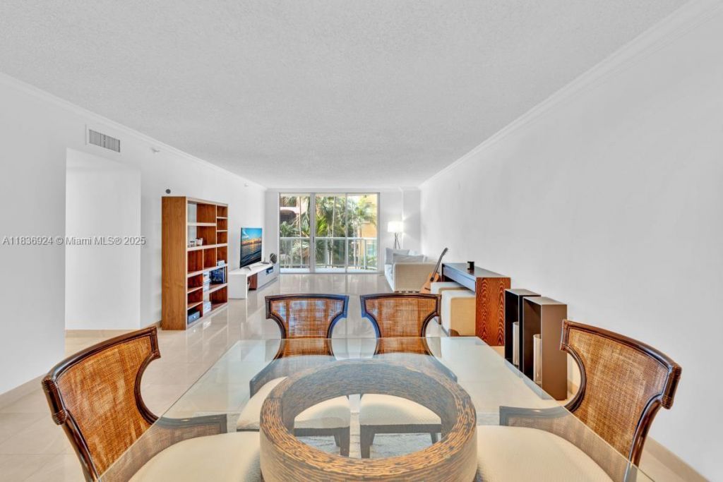 8855 E Collins Ave, Unit 2F, Surfside, FL 33154 Photo