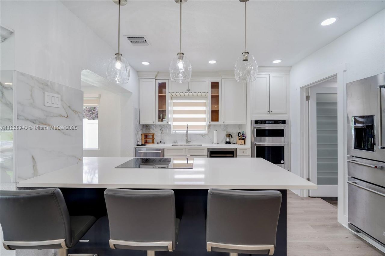 1931 SW 22nd Ave, Fort Lauderdale, FL 33312 Photo