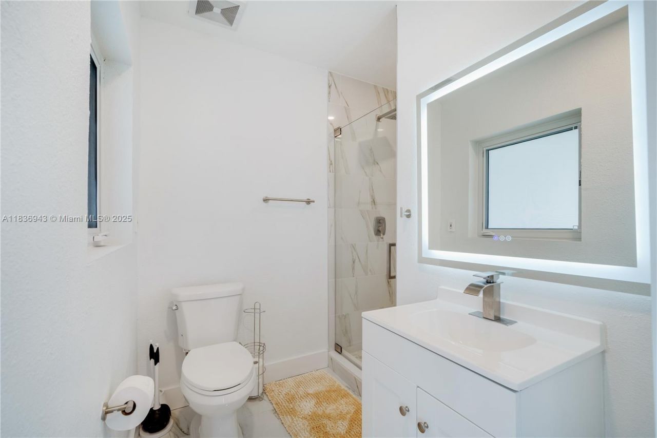 1931 SW 22nd Ave, Fort Lauderdale, FL 33312 Photo