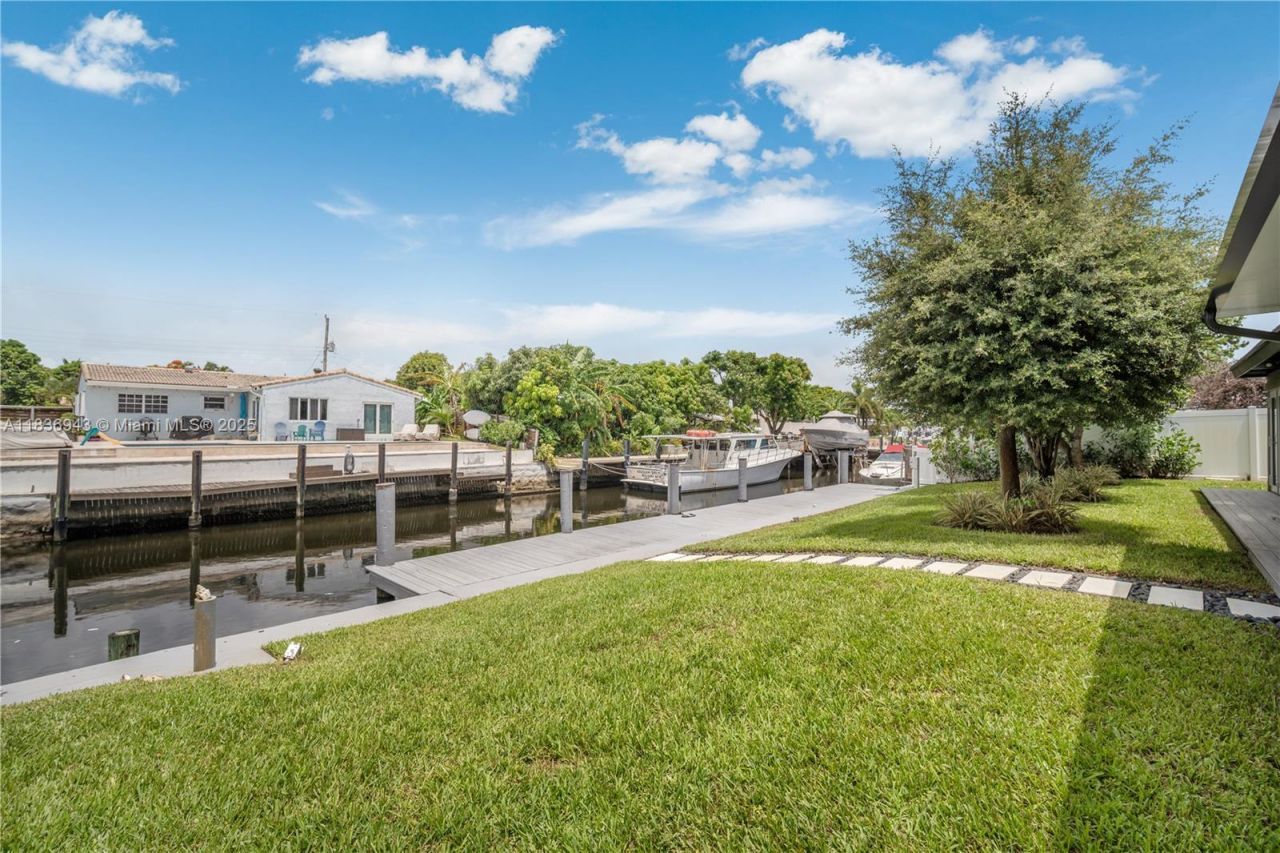 1931 SW 22nd Ave, Fort Lauderdale, FL 33312 Photo