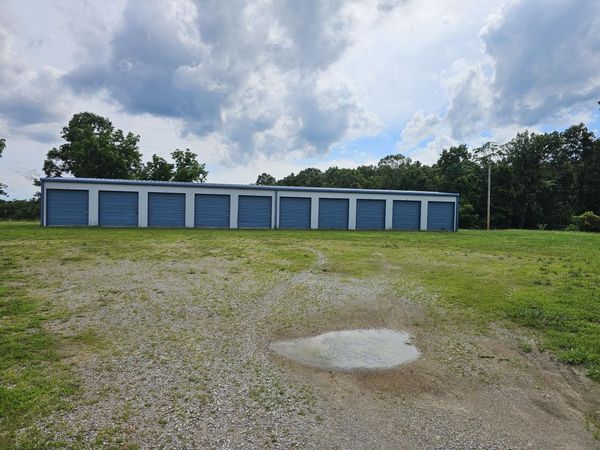 000 State Hwy Jj, Squires, MO 65755