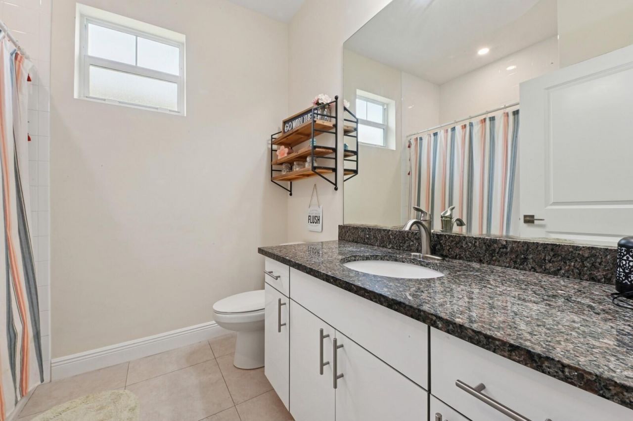 445 Lilac Court, West Palm Beach, FL 33407 Photo