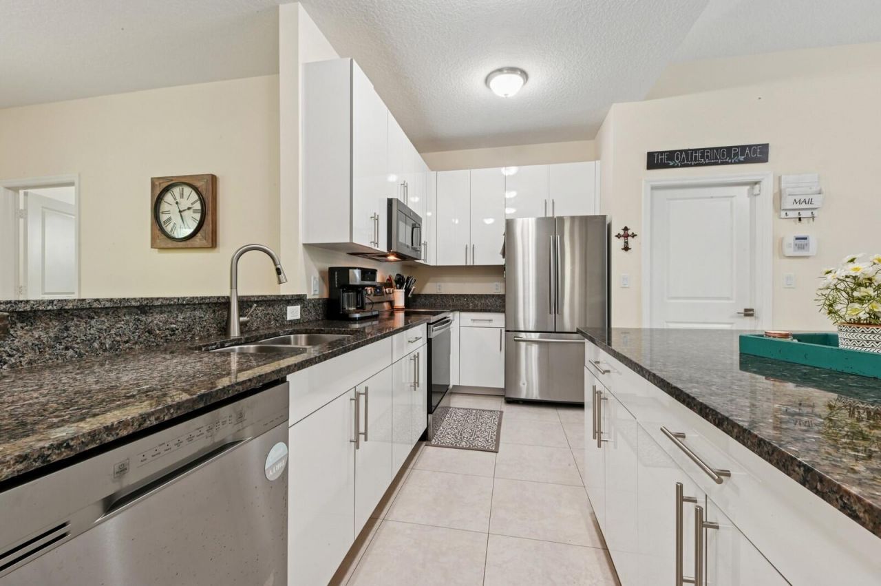 445 Lilac Court, West Palm Beach, FL 33407 Photo