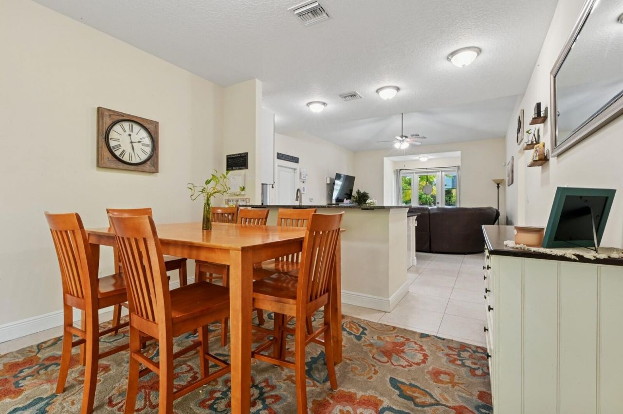 445 Lilac Court, West Palm Beach, FL 33407 Photo