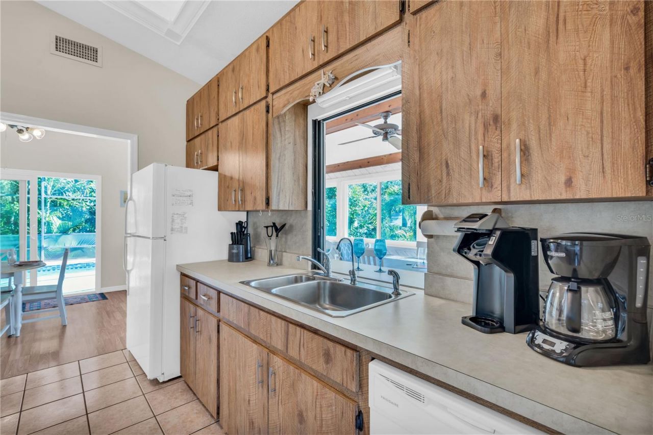 521 Pameto Road, Nokomis, FL 34275 Photo