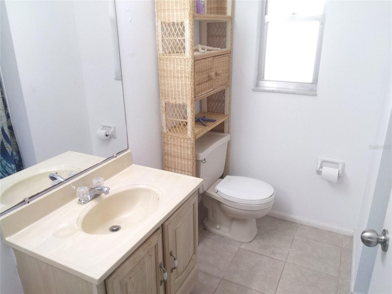 390 301 Boulevard W, Unit 8D, Bradenton, FL 34205 Photo