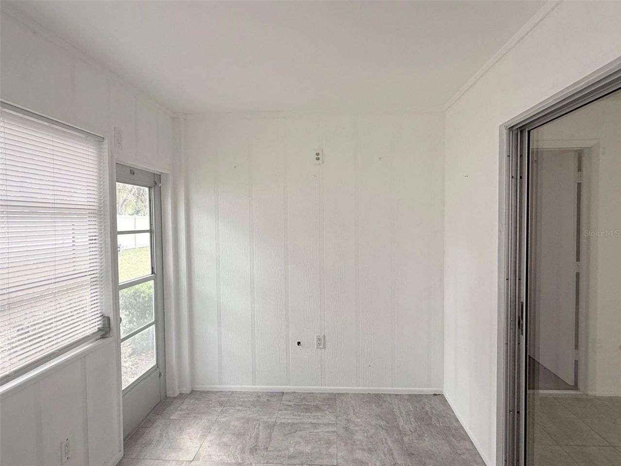 390 301 Boulevard W, Unit 8D, Bradenton, FL 34205 Photo