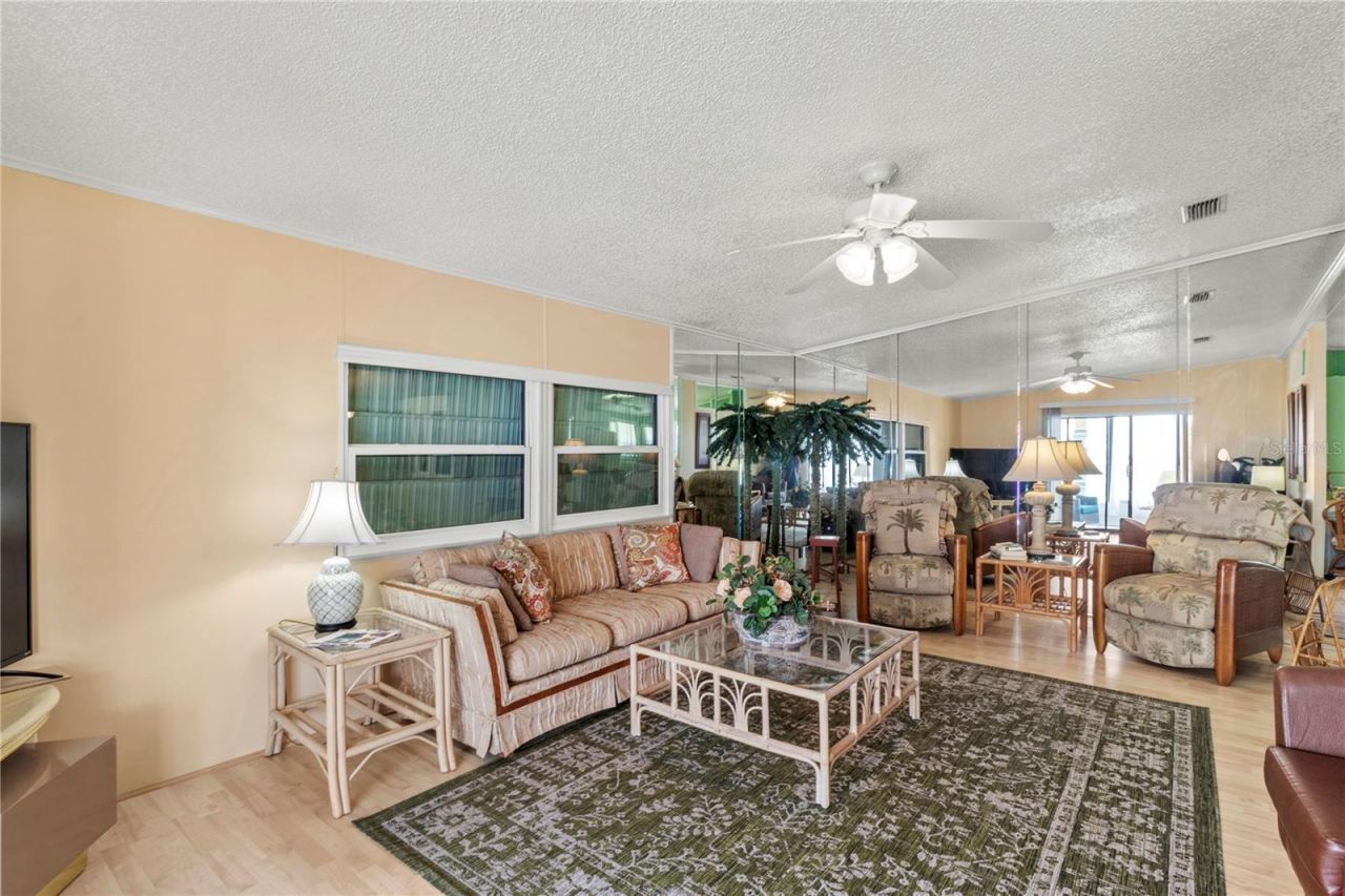 15 Meadowlark Circle, Ellenton, FL 34222 Photo