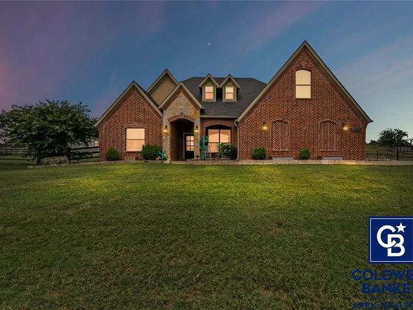 1316 Prairie Point Drive, Rhome, TX 76078