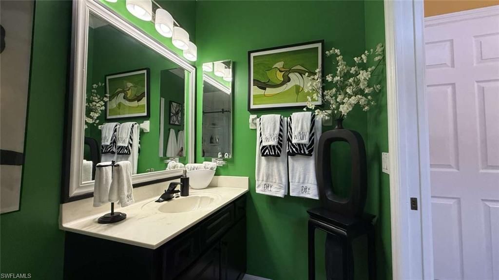 10721 Parrot Cove Cir, Estero, FL 33928 Photo