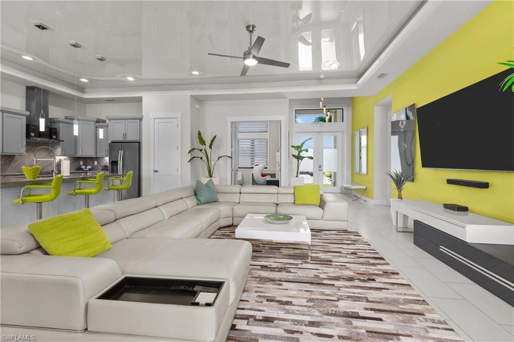 5227 Tamiami Ct, Cape Coral, FL 33904 Photo