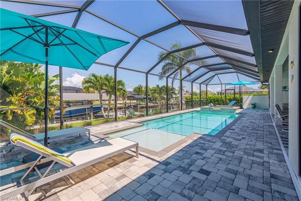 5227 Tamiami Ct, Cape Coral, FL 33904 Photo