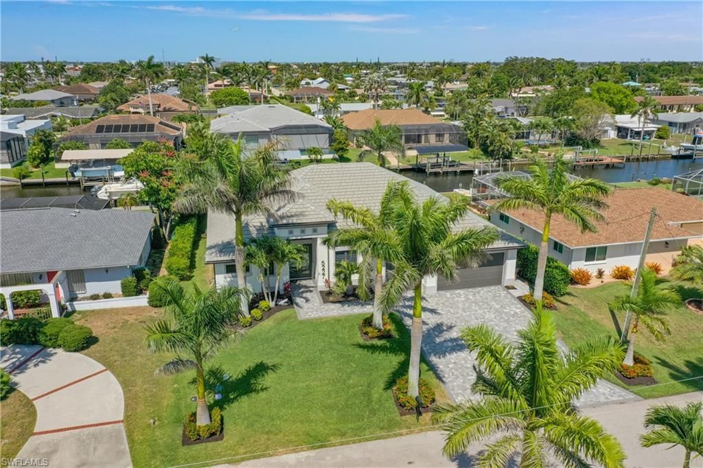 5227 Tamiami Ct, Cape Coral, FL 33904 Photo