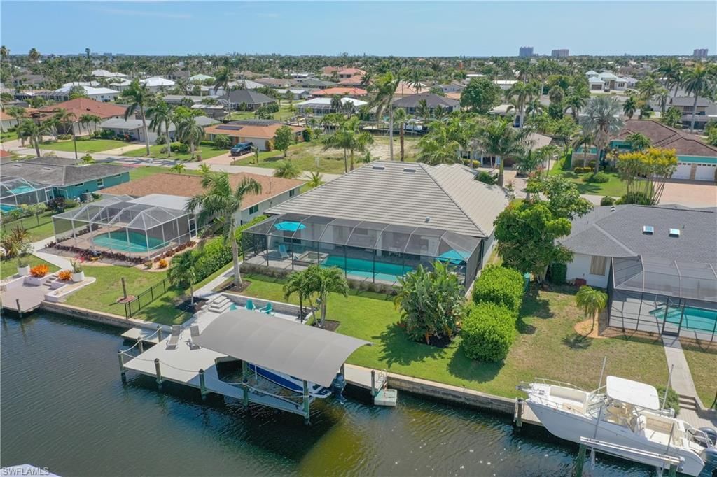 5227 Tamiami Ct, Cape Coral, FL 33904 Photo