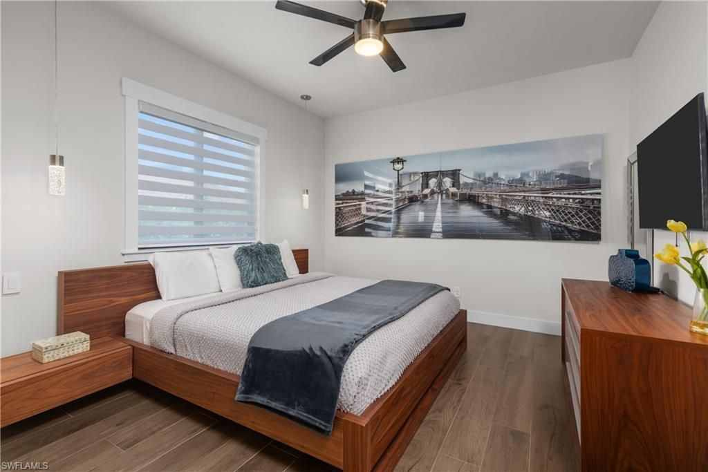 5227 Tamiami Ct, Cape Coral, FL 33904 Photo