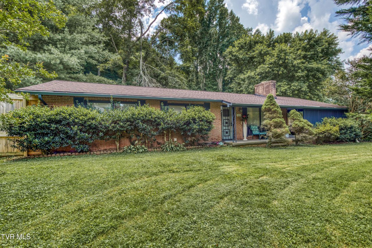 5825 Cochise Trail, Kingsport, TN 37664 Main Photo