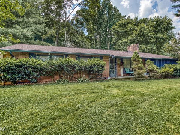 5825 Cochise Trail, Kingsport, TN 37664