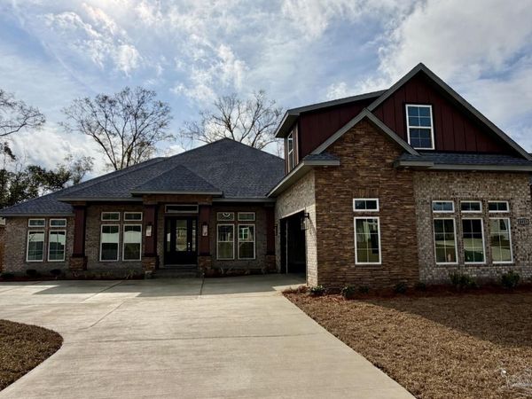 6415 Ledgestone Ct, Pensacola, FL 32526