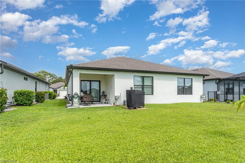 16045 Beachberry Dr, North Fort Myers, FL 33917 Photo