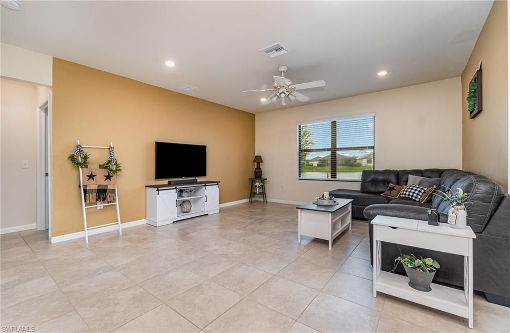 16045 Beachberry Dr, North Fort Myers, FL 33917 Photo