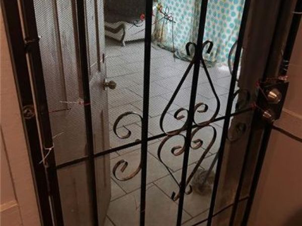 1314 CAMELOT Drive , Atlanta, GA 30349