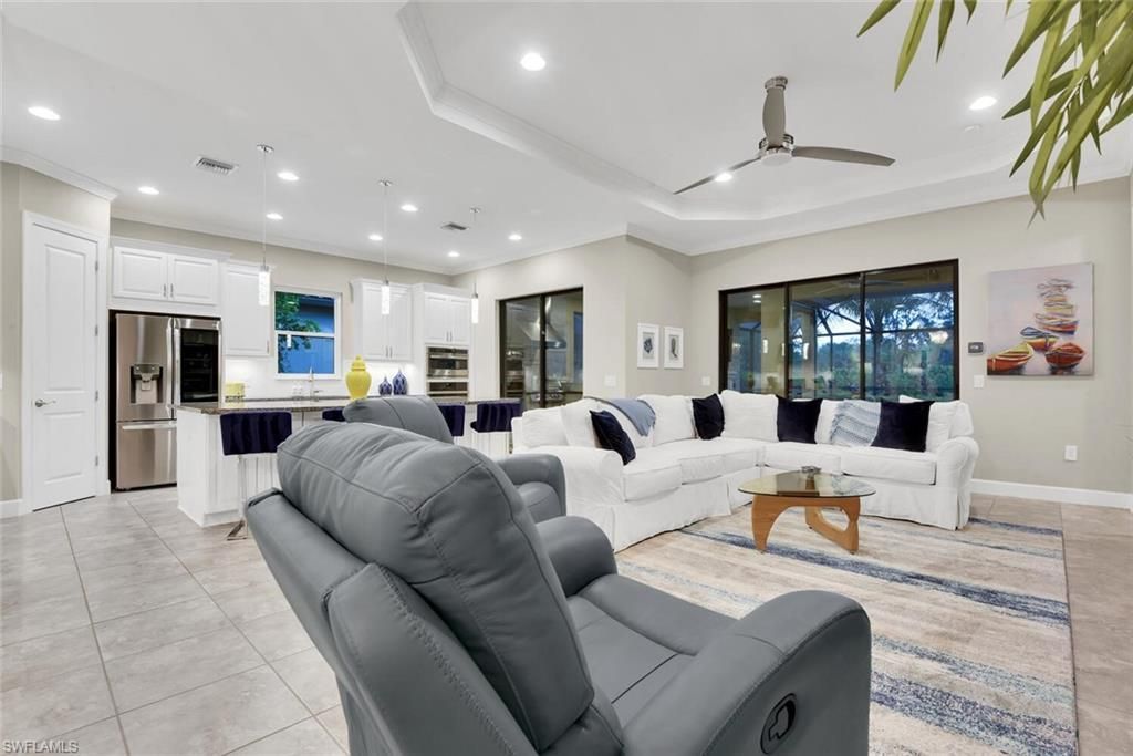 9630 Campanile Cir, Naples, FL 34114 Photo