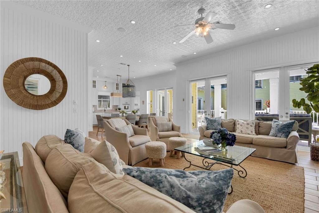 362 2nd Ave N, Naples, FL 34102 Photo