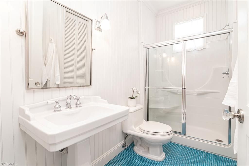 362 2nd Ave N, Naples, FL 34102 Photo