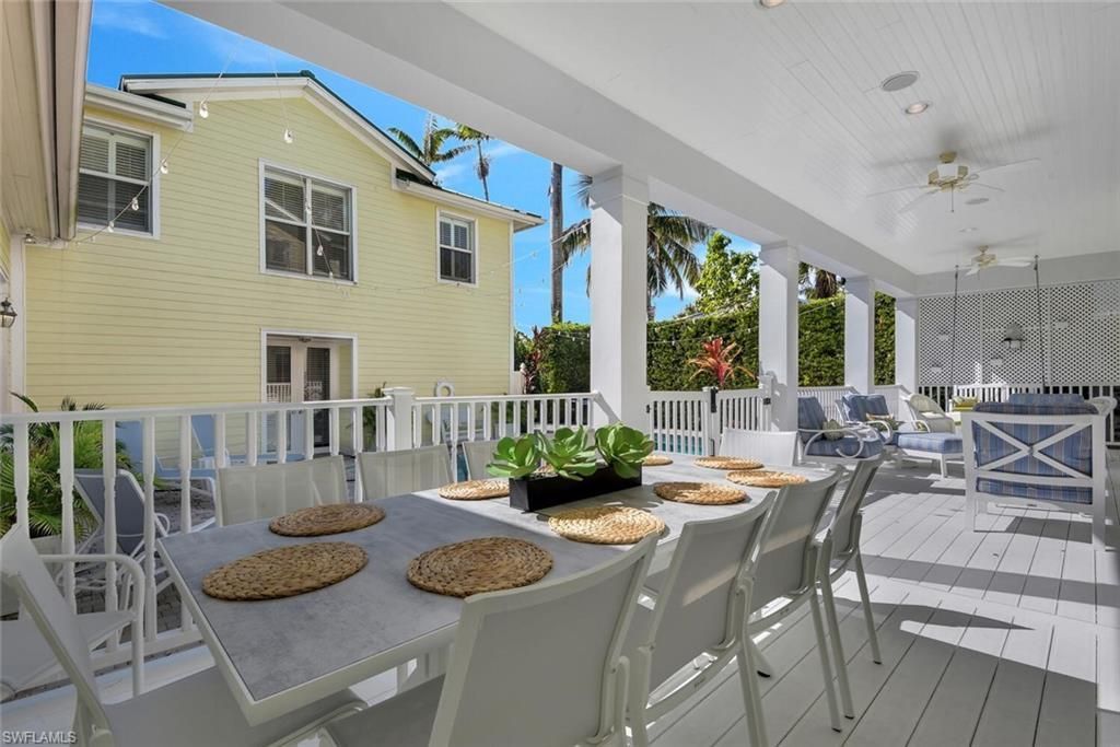 362 2nd Ave N, Naples, FL 34102 Photo