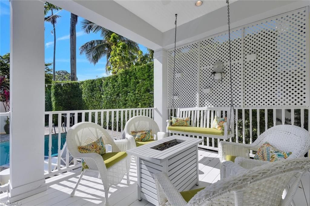 362 2nd Ave N, Naples, FL 34102 Photo