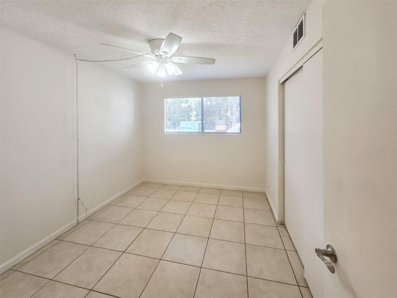 6033 34th Street W, Unit 11, Bradenton, FL 34210 Photo