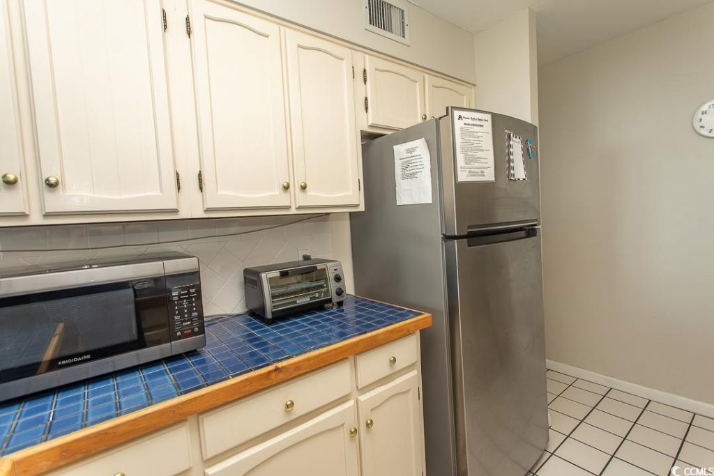 2101 S Ocean Blvd. Photo 11