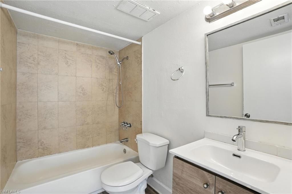 201-5 Santa Clara Dr, Unit 201, Naples, FL 34104 Photo