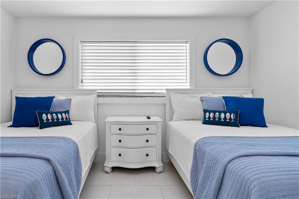 900 8th Ave S, Unit 105, Naples, FL 34102 Photo